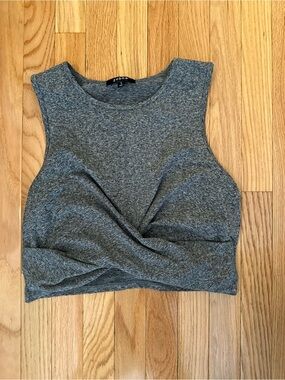 Zobha Heather Gray Cropped Twist-Front Yoga Tank